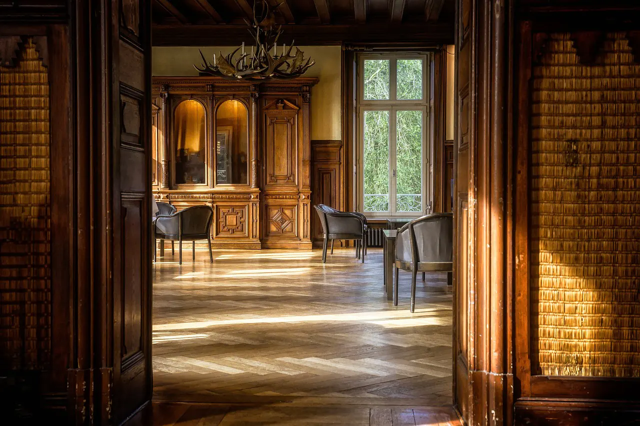 How to Clean a Wooden Floor 3